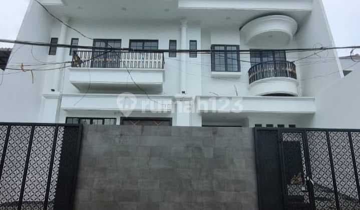 Dijual Rumah Mewah Di Tomang