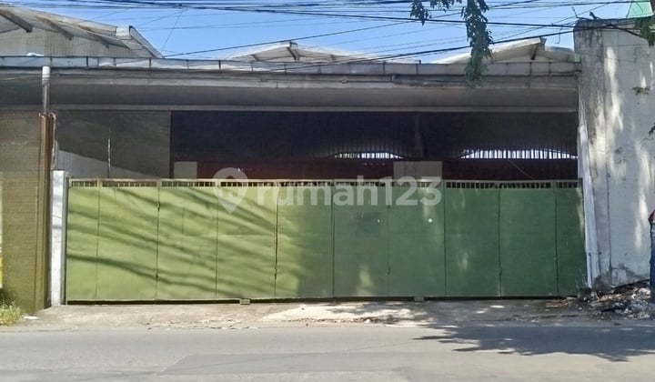 Gudang Jejer, Strategis, Akses Kontener di Waru