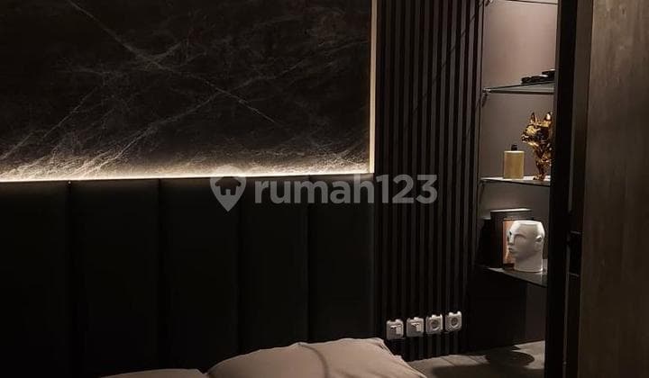 Gold Coast Apartment. Studio Type. Best Tower in Bahama. Luxurious. Marble Floor.