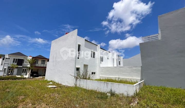 MINIMALIST HOUSE IN GRAND CITY BALIKPAPAN