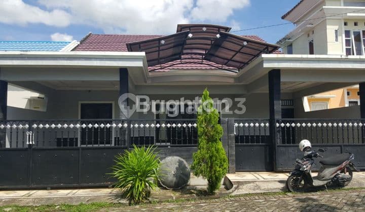 Well-Maintained House at Sepinggan Pratama Balikpapan