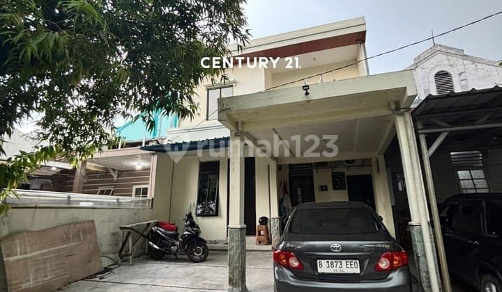 Rumah Bagus Siap Huni di Pinus Hijau Lippo Cikarang