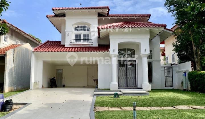 Rumah Bagus Siap Huni di Taman Menteng Lippo Cikarang