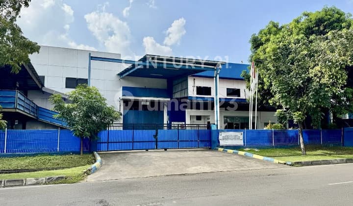 Gudang Sfb dengan Crane di Kawasan Industri Jababeka Cikarang