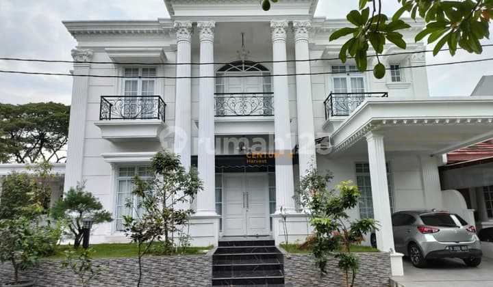 Rumah Bagus 2 Lantai Siap Huni Semi Furnished Di Beverli