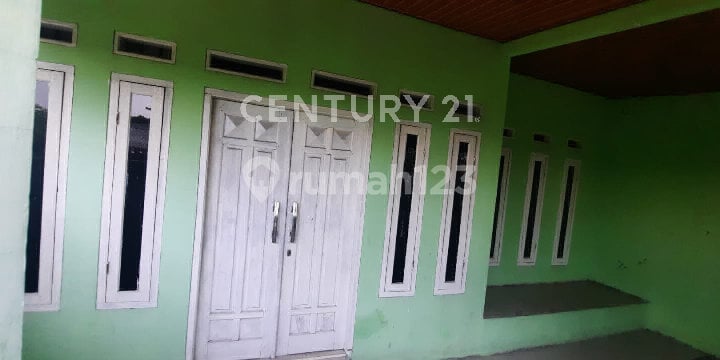 Rumah dengan Suasana Yg Nyaman di Perum Central Park Cikarang