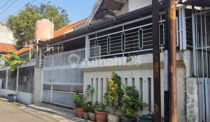 Rumah Hitung Tanah Di Tengah Kota Semarang