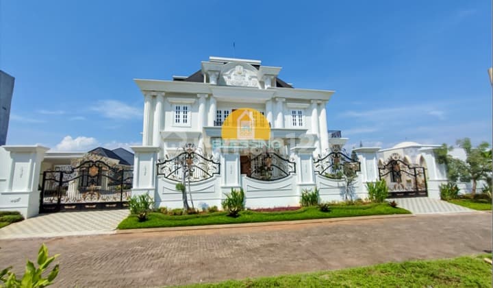 Semi Furnished Luxury House BSB City Semarang