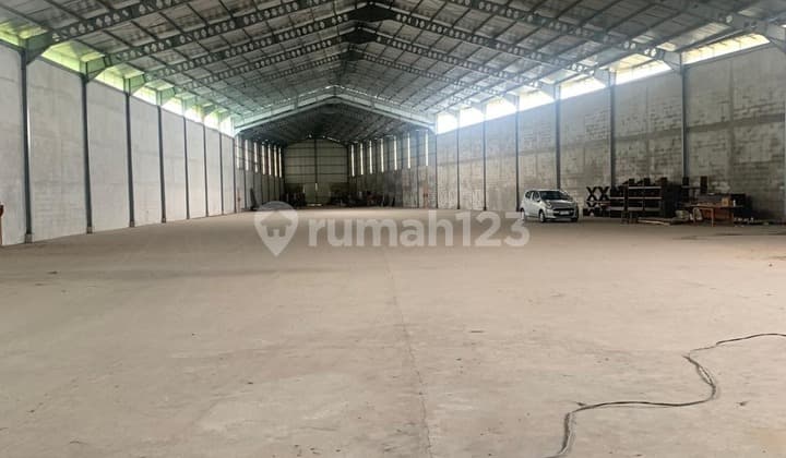 Gudang Bagus Strategis Premium Siap Pakai di Kendal