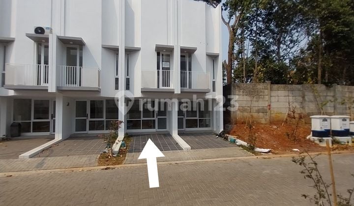 HOUSE FOR RENT BSD CITY TANGERANG - FULLY FURNISHED
