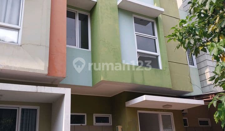 House for Rent - Gading Serpong - Neat - Ready to Occupy