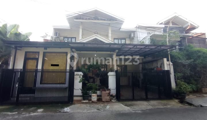Dijual Rumah 3Lt. Siap Huni Lokasi Strategis Di Bintaro Jaksel