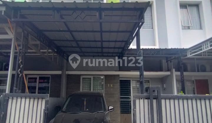 Rumah Minimalist Semi Furnished 2 Lt Akses Tol Lokasi Strategis