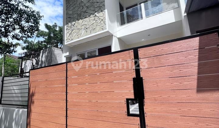 Dijual Rumah Baru 2lt, Siap Huni, Dalam Cluster, Lokasi Strategis