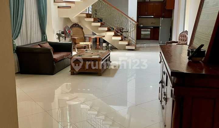 Dijual Rumah Hook Siap Huni Semi Furnished Lok Strategis Bintaro