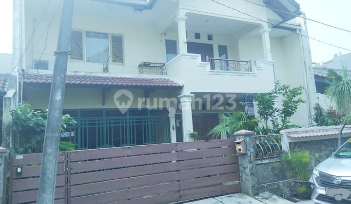 Rumah 2lt. Di Cluster Dekat Krl Pd. Ranji & Pintu Tol Bintaro