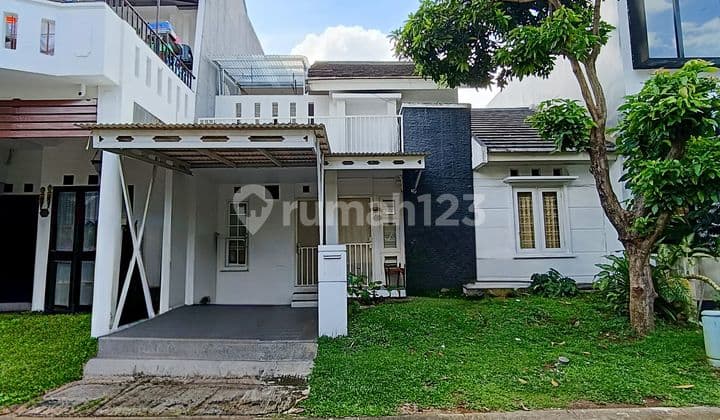 Rumah Modern Minimalis Satu Setengah Lantai di Sektor 9 Bintaro