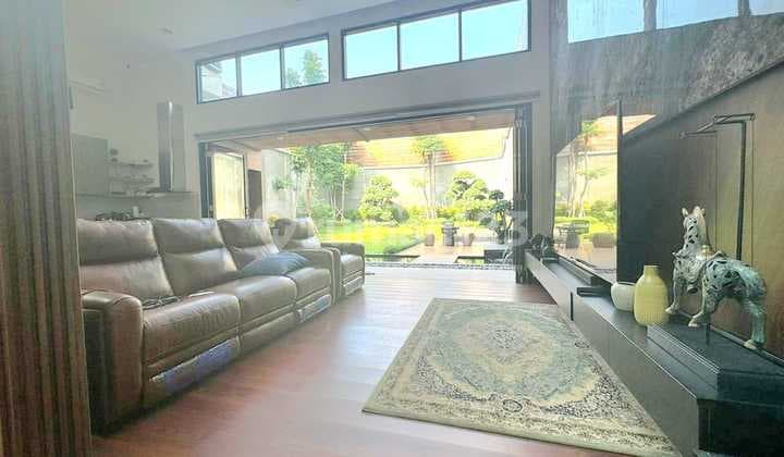 Turun Harga Rumah Mewah Semi Furnished di Sektor 7 Bintaro
