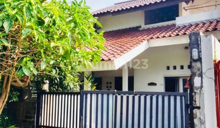 Turun Harga Rumah Lama Terawat Bebas Banjir di Cinere Depok