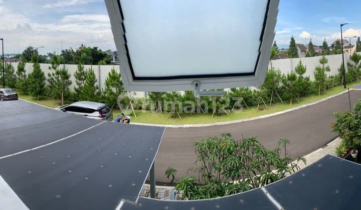Dijual rumah summarecon bandung cluster dayana