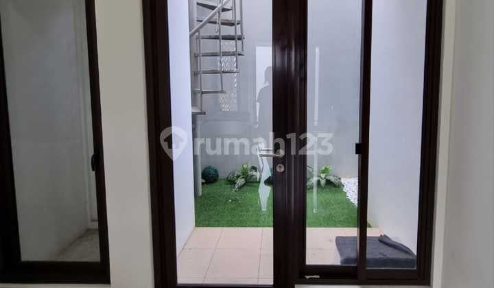 Dijual Rumah Cyntia Summarecon Bandung