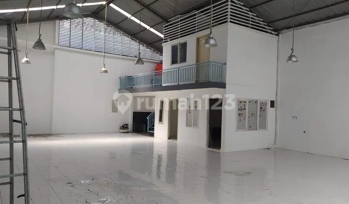 Disewakan Ruang Usaha di Bkr Bandung