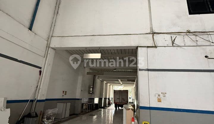 Disewakan Showroom dan Bengkel di Soekarno Hatta Bandung