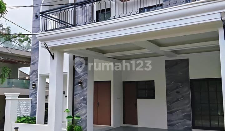 Rumah Mewah Hook Villa Dau Omah Campus