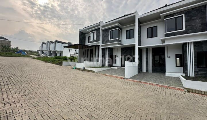 Villa Murah Lawang View Keren 400 Jutaan