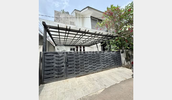 Rumah, Dekat Akses KRL, Siap Huni di Bintaro Jaya Sektor 9