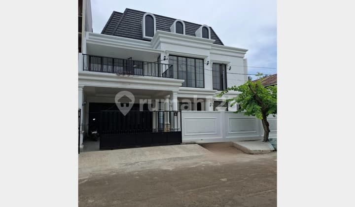 Rumah Brand New Modern Classic di Bintaro Jaya Sektor 9