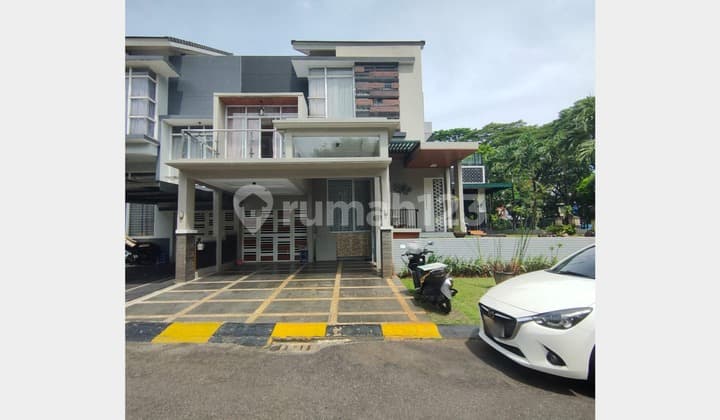 Rumah, 3 Lantai, SHM di Kebayoran Bintaro