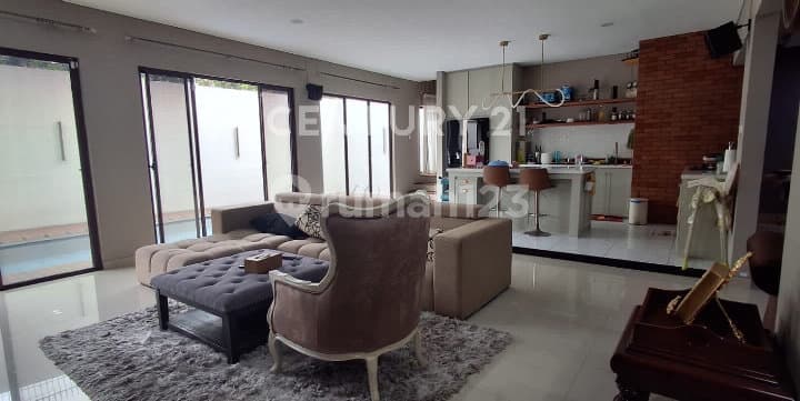 Luxury Home Jagakarsa, 2 Floors, Pool, Smart Lock, Furnished