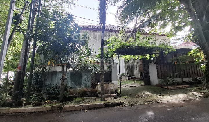 2-Storey Hook House for Rent & Active Office Panglima Polim Jakarta