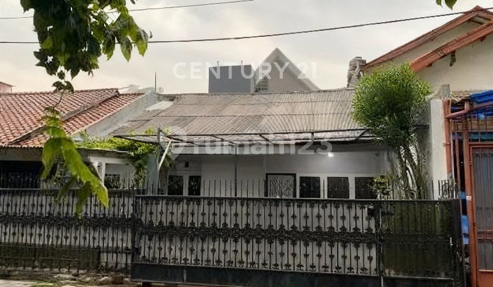Rumah Disewakan, Area Tenang, Asri dan Aman, Kayu Putih, Jaktim