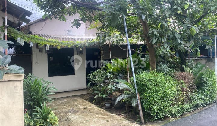 Dijual Tanah 100 M² Sudah Termasuk Bangunan Rumah di Beji, Depok