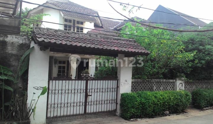 Dijual Rumah di Pondok Labu 2 Lantai Murah