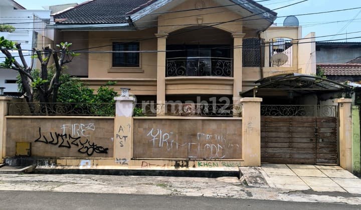 dijual rumah 2 lantai dekat mall central park dan taman anggrek tomang jatipulo jakarta barat