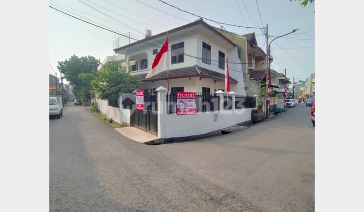 Rumah 2 lantai di mandala tomang jakarta barat