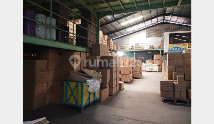 Gudang di pergudangan miami kamal muara jakarta utara 2000m2