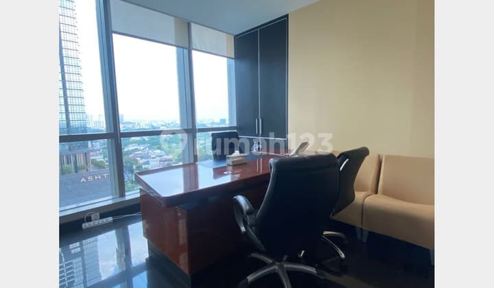 Office space 129 m2 in Tower 8 Senopati opposite Ashta, South Jakarta