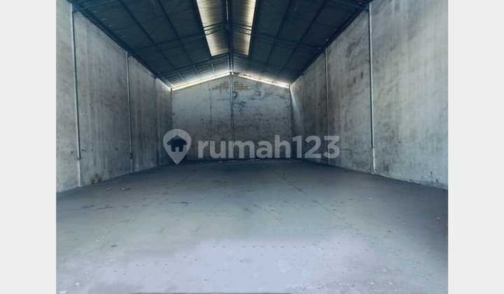 Gudang Di Kapuk Kamal indah Luas Bangunan 360m2 jakarta barat dijual cepat