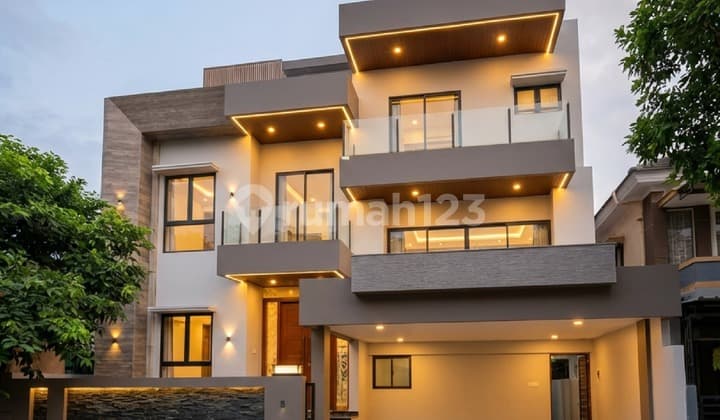 Dijual Rumah Brand New Split Level Bangunan Mandiri Delatinos BSD City