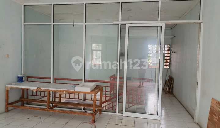 Disewakan Cepat Ruko Cendana Loka 2 Lantai Area Ramai di Graha Raya