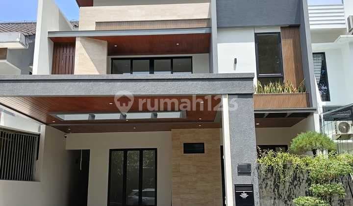 Dijual Brand New House 3 Area Taman dan 2 Carport di BSD