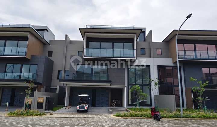 Dijual Rumah Baru Mewah Lantai Imported Marble Ada Lift di Layton Navapark BSD City