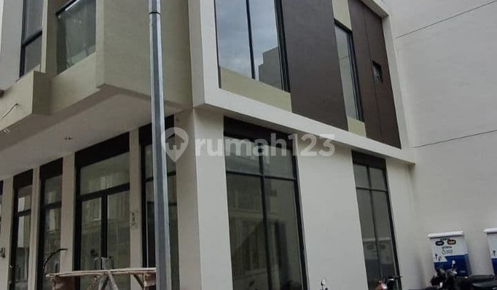 For Rent New Shop House Verona Junction Gading Serpong Corner Position Busy.