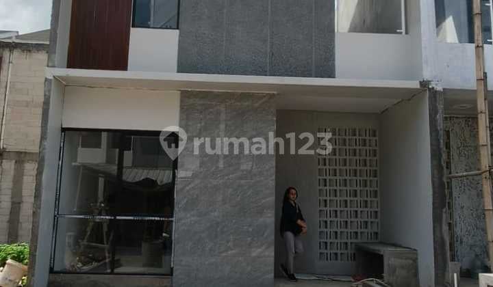 Rumah Baru di Villa Rosa Karawaci Kel Binong Kec Curug Private Cluster dengan Fasilitas Lengkap