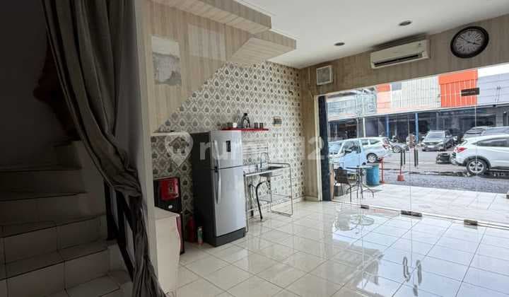 Dijual Ruko Frankfurt Bagus Siap Huni di Area Ramai Hadap Jalan di Gading Serpong