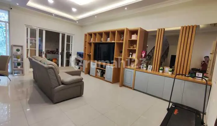 Dijual Rumah Cantik Trimezia Gading Serpong Full Furnished dan Full Renoved